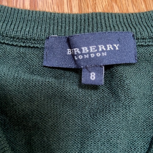 Burberry London SZ 8/XL vintage forest green merino wool blend V neck sweater. - Picture 2 of 9